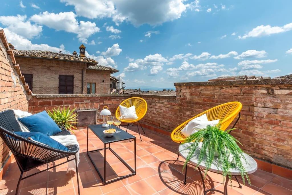 Mimosa- Loft Elegante Con Terrazza Nel Centro Di Apartment