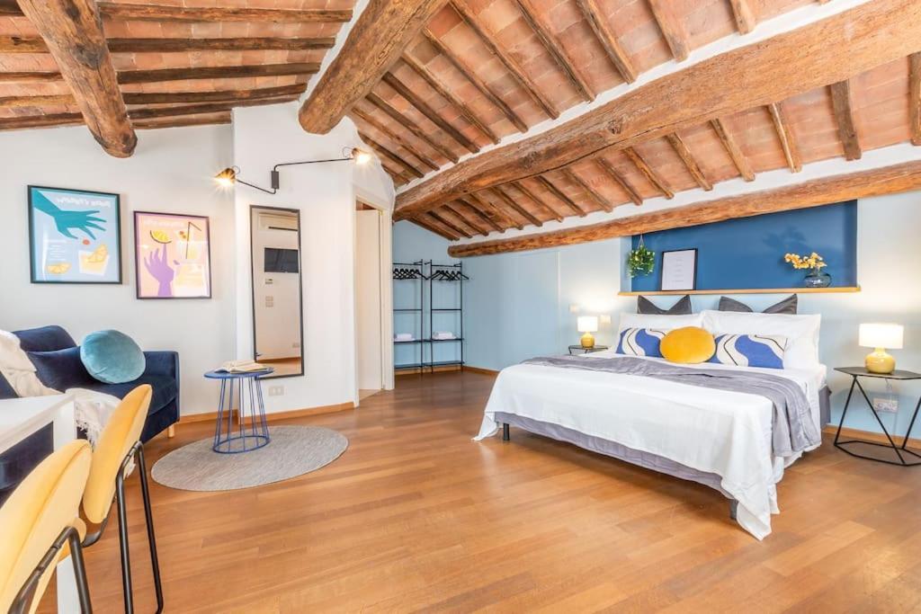 Mimosa- Loft Elegante Con Terrazza Nel Centro Di Siena